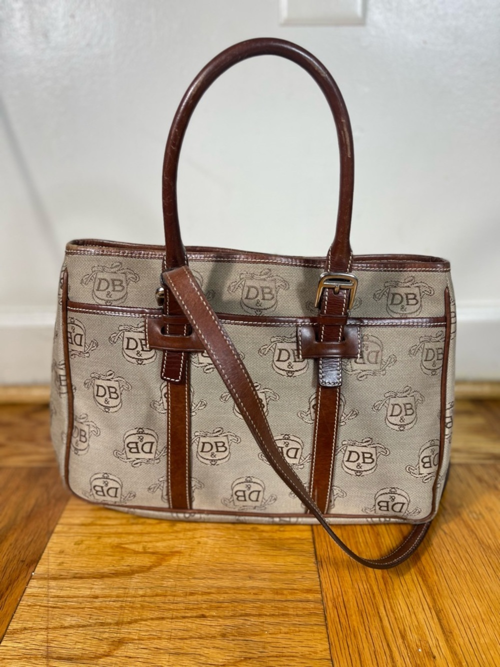 Dooney & Bourke Brown  work office Executive Satchel Signature Logo Canvas bag